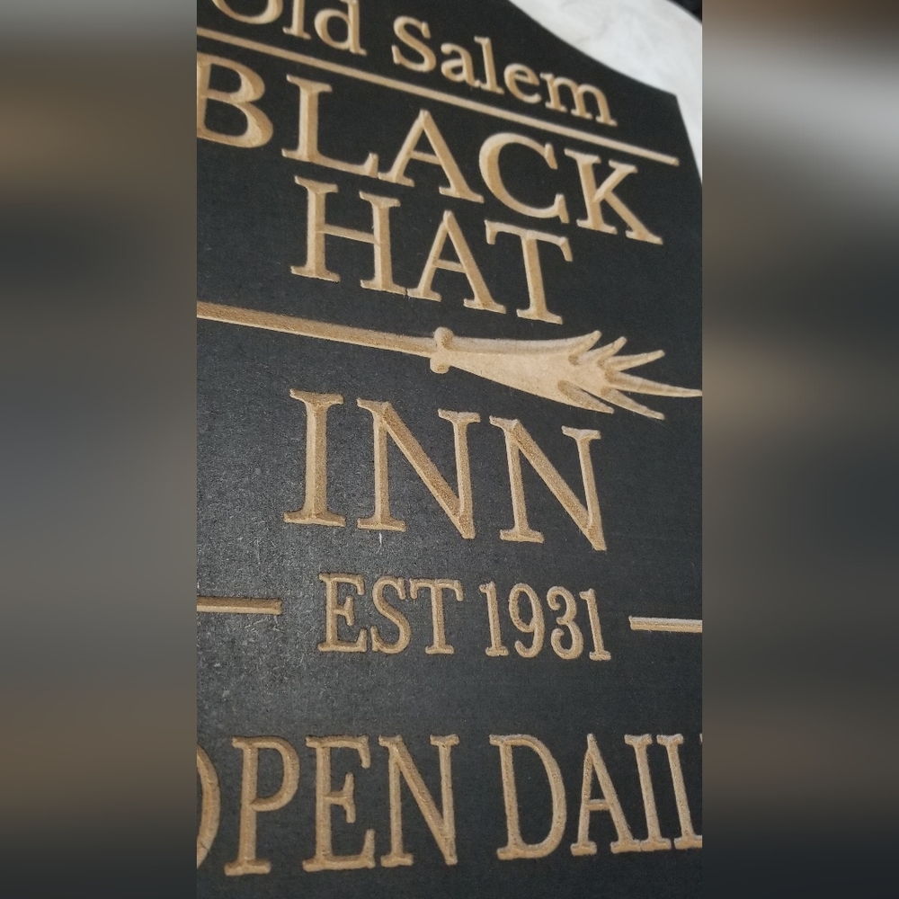 Black Hat Inn Salem Ma Mass Massachusetts Sign Happy Halloween - Picture 3 of 7